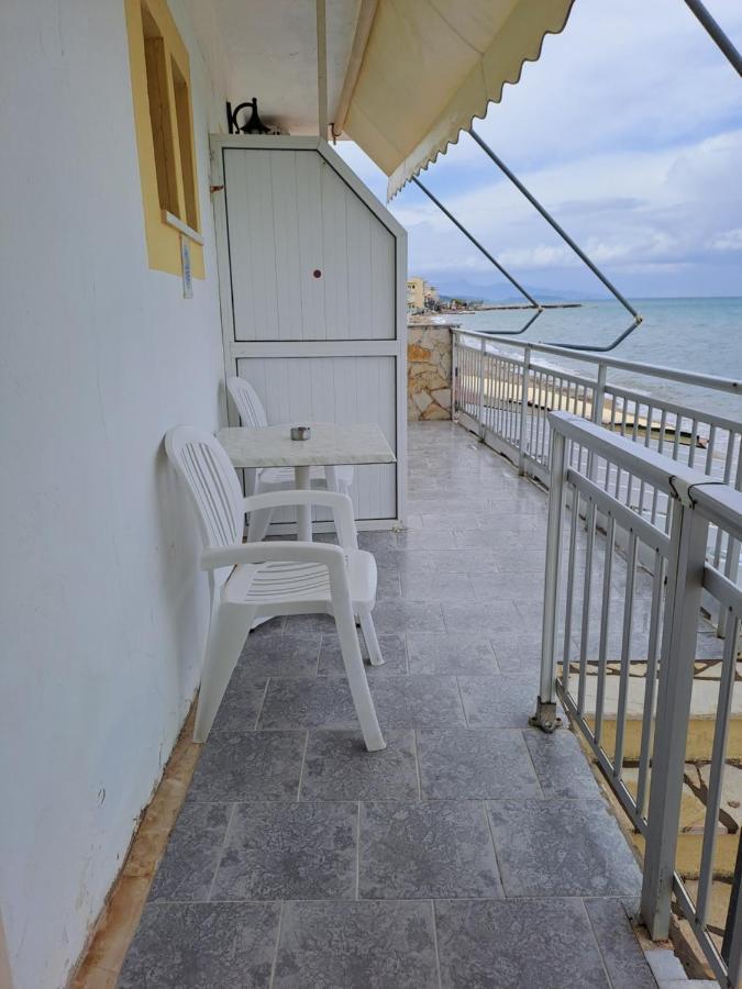 Seaside Studios Mesongí Exterior photo